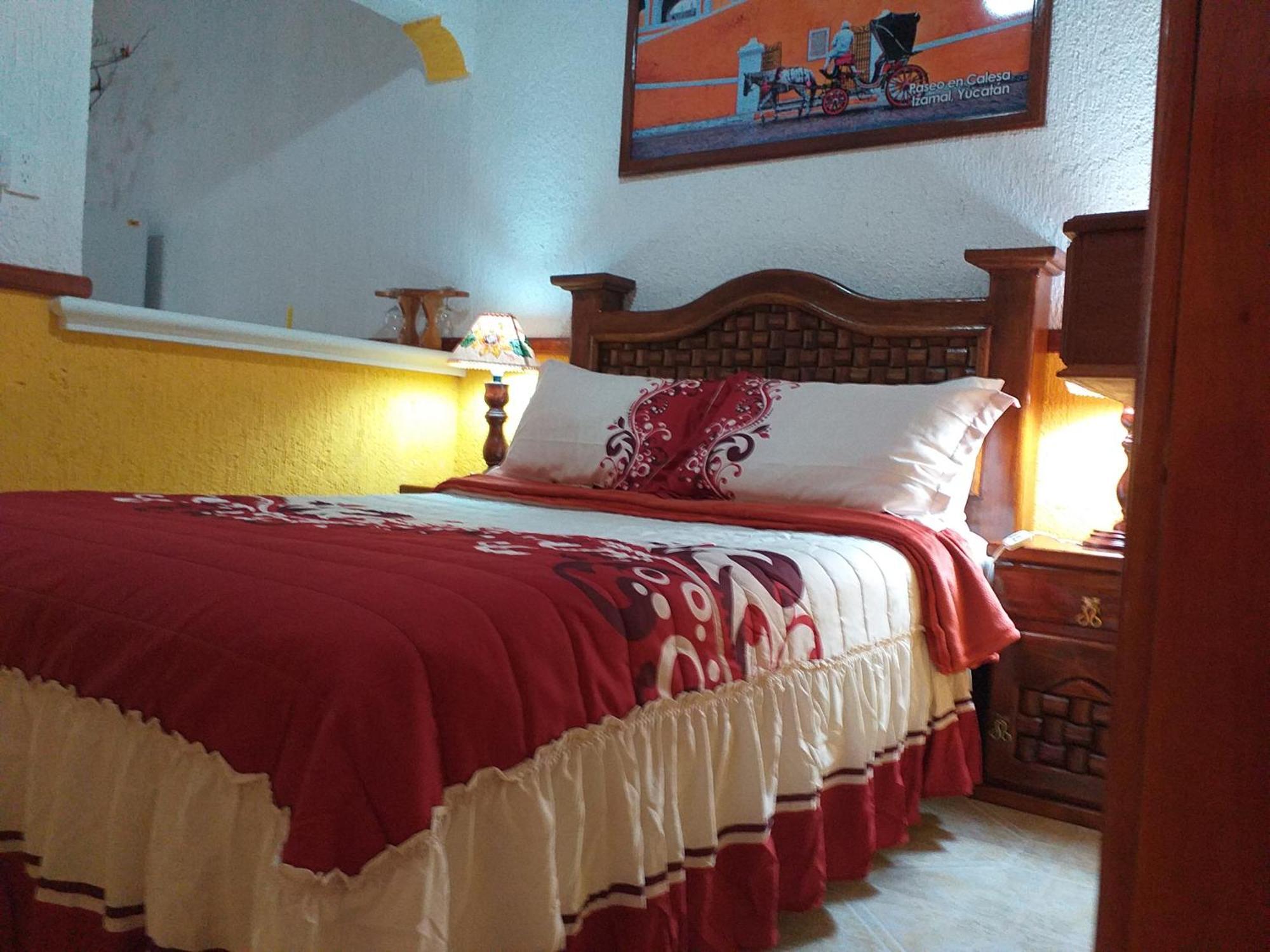 Hotel Casa Palagui Colonial Valladolid  Zimmer foto